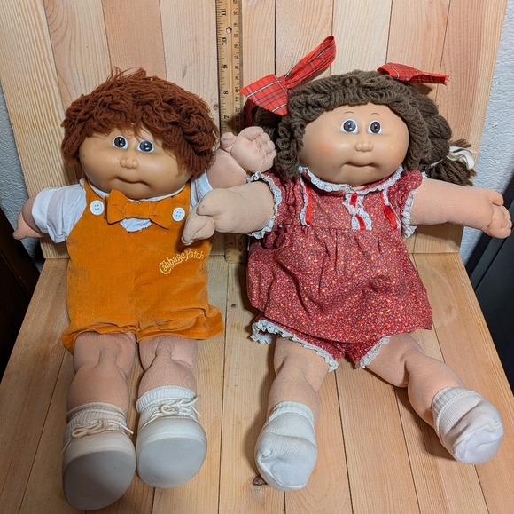 Cabbage patch kids Xavier Roberts edition Dolls - Orange and Red Outfits - Picture 2 of 12
